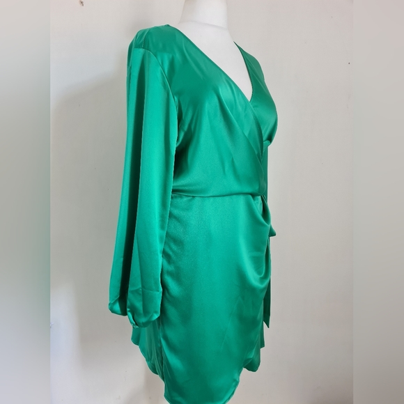 River Island green wrap satin mini dress size 18 NWT plus size - Picture 7 of 13